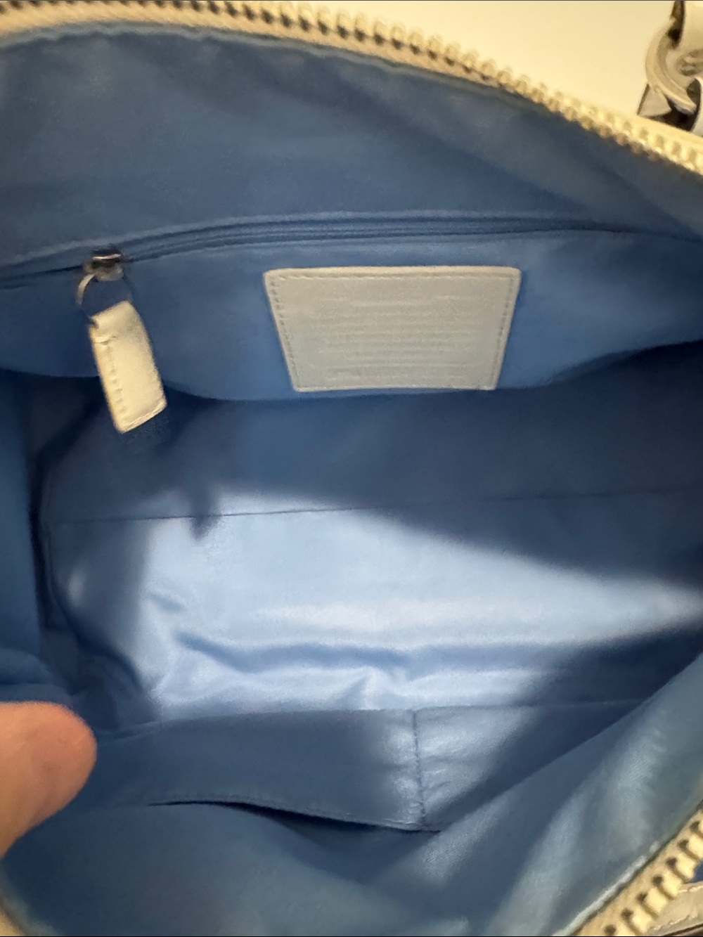Coach Blue & White Signature Chelsea Stripe Satchel with Leather Trim Early 2010 - Picture 5 of 7